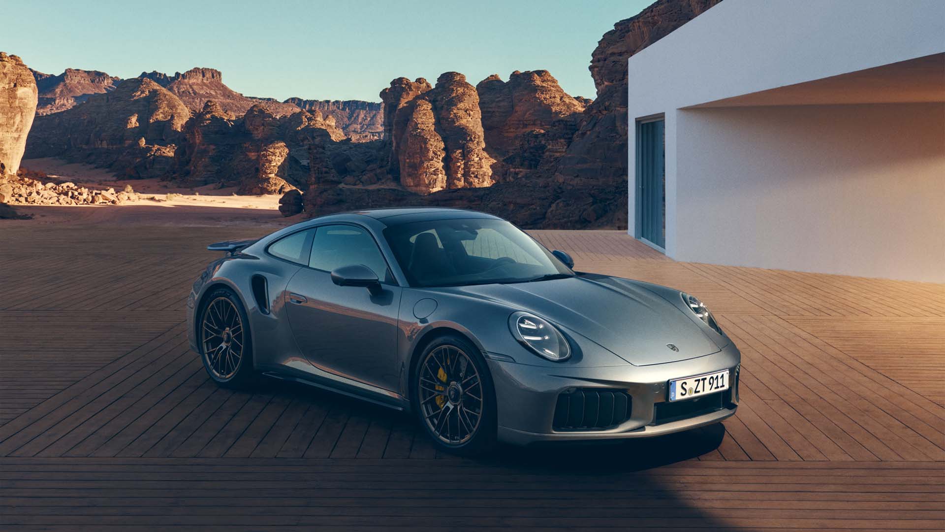 front_side_view_of_porsche_911_turbo_s.jpg